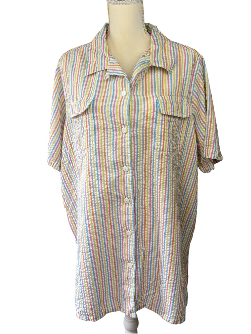 Roaman's seersucker blouse, size 2X, striped, buttons, summer, office, vacation